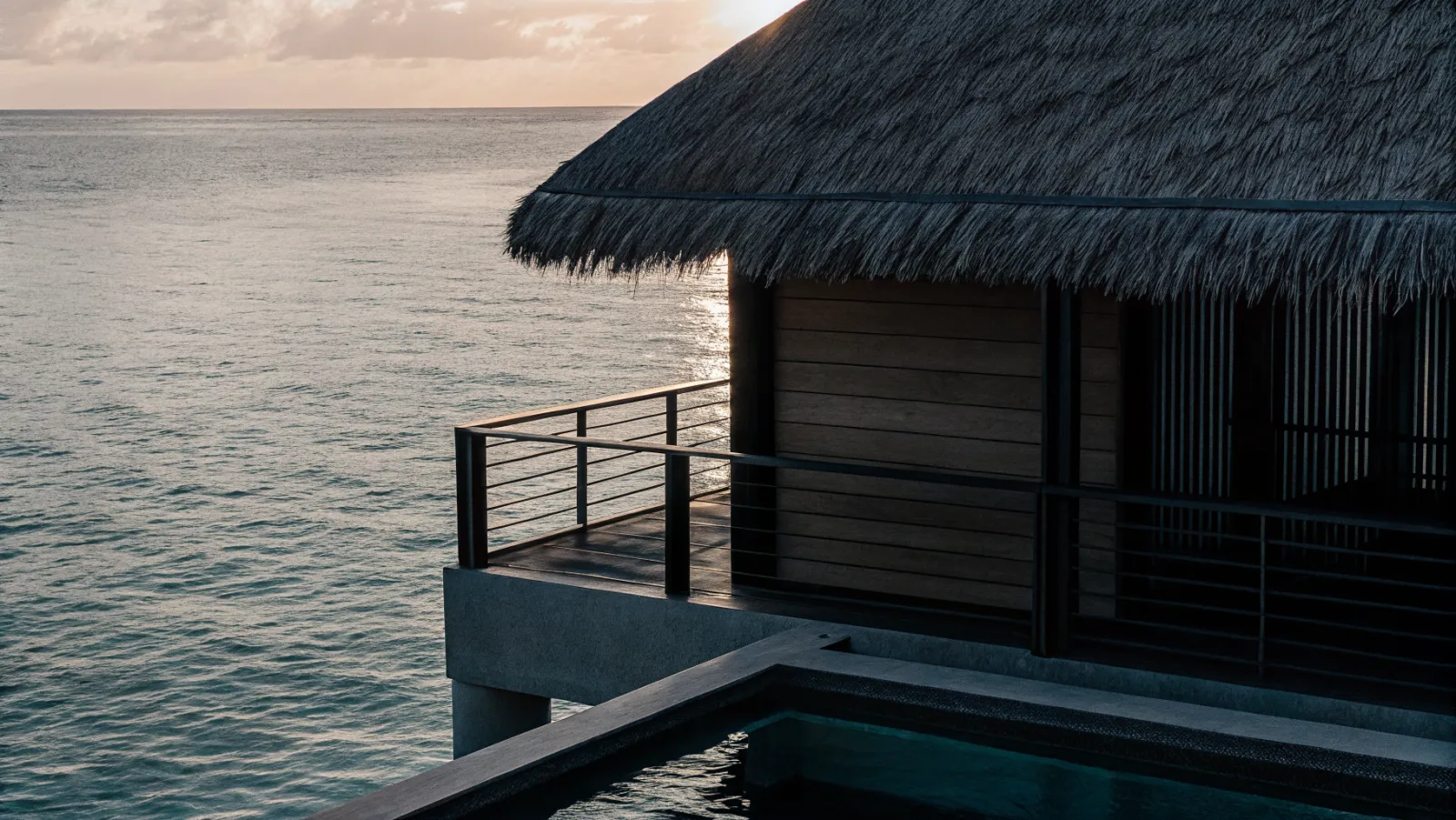 Luksusa villa ar bezgalības baseinu un skatu uz tropu okeānu