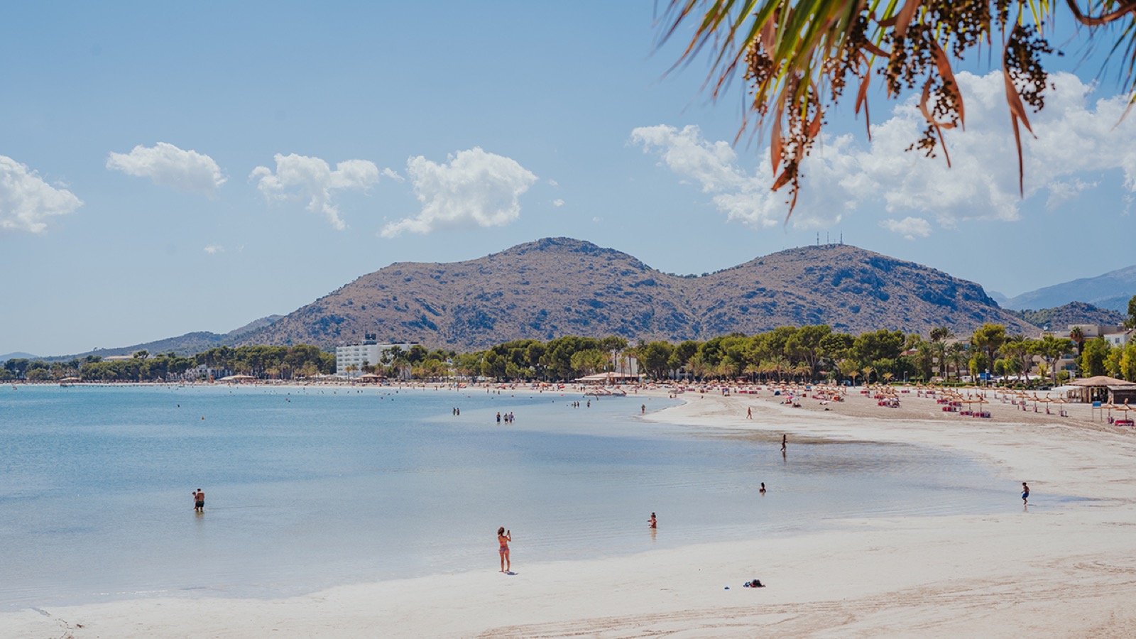 Maljorkas boutique viesnīca ar skatu uz Vidusjūru un Serra de Tramuntana kalniem